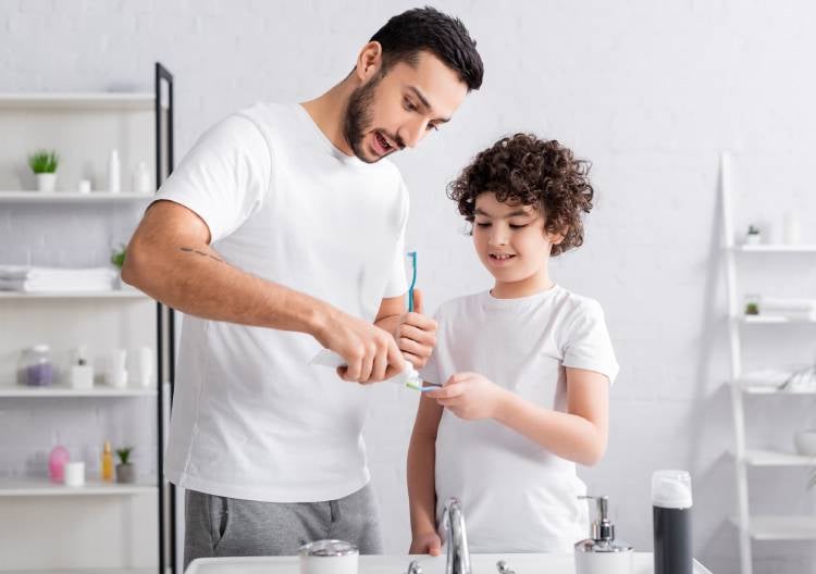 Was können Sie bei empfindlichen Zähnen bei Kindern tun?